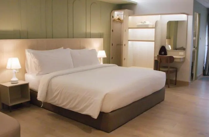 Hotel Holm Bangkok