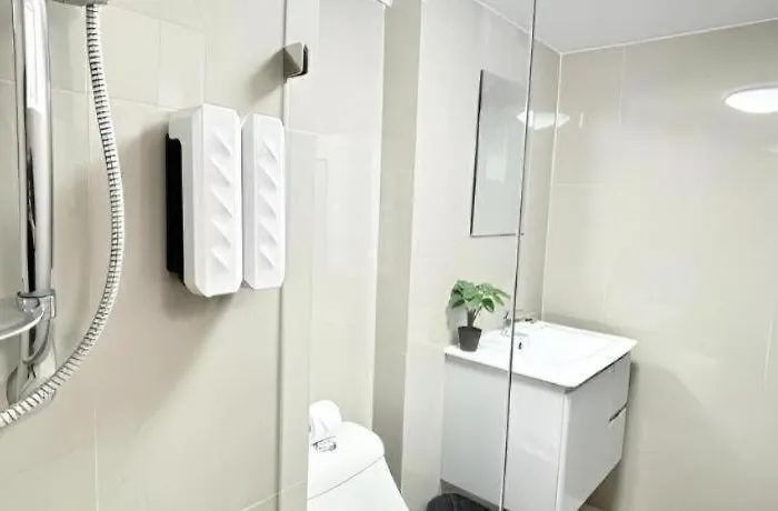 Holm Hotel 3*