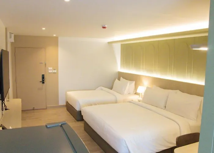 Holm Hotel 3*