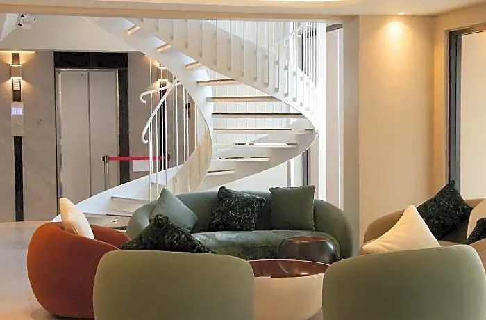 Holm Hotel 3*