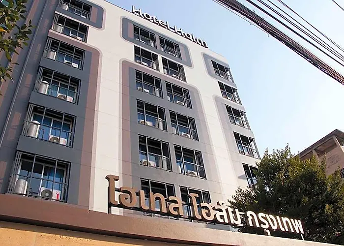 Holm Hotel 3*