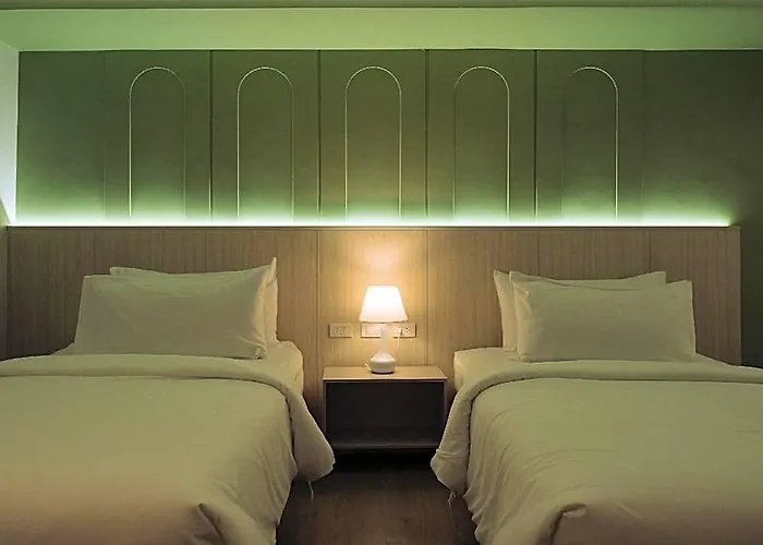Holm Hotel 3*